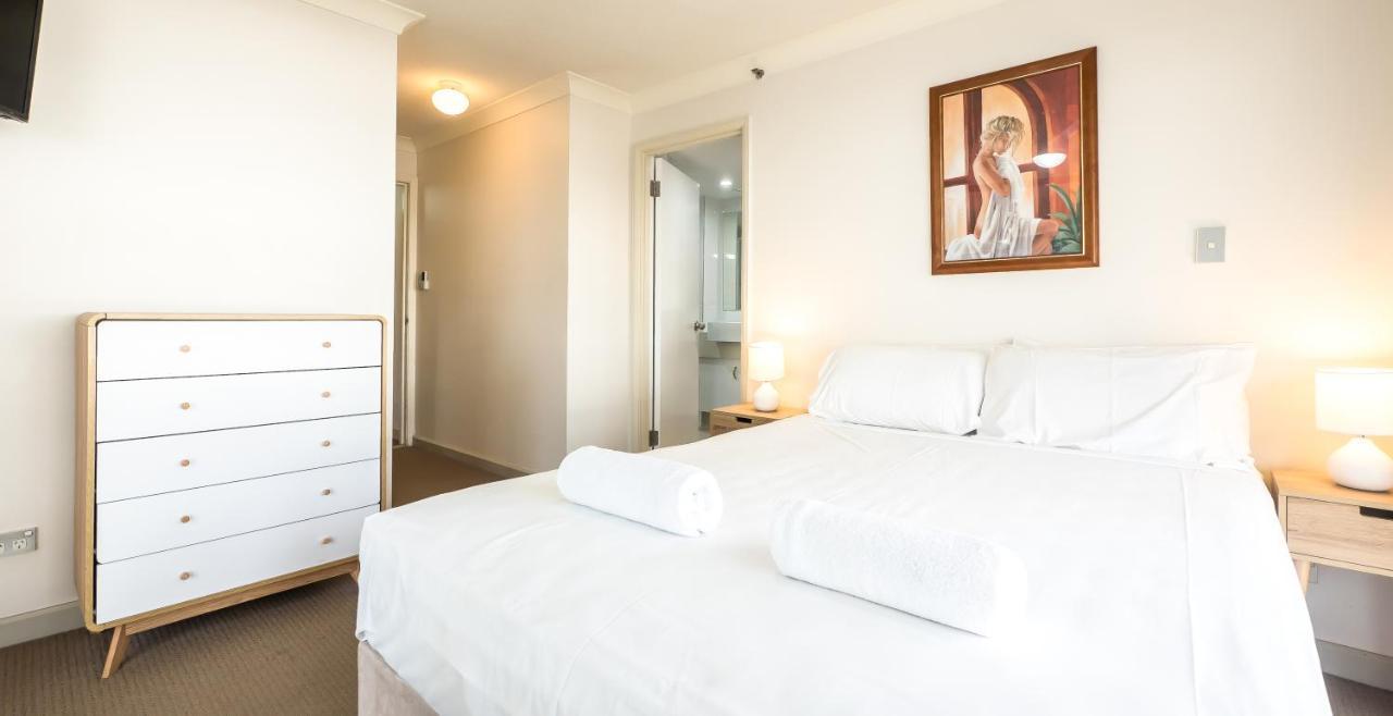 Victoria Square Apartments Gold Coast Extérieur photo
