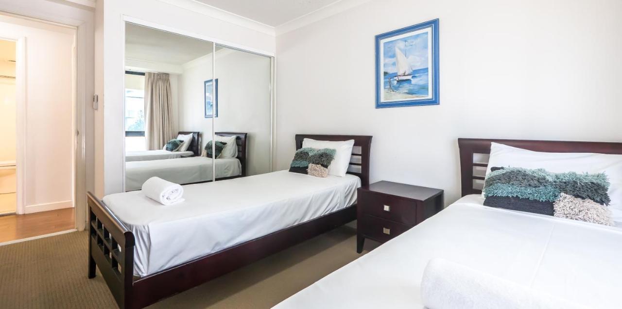 Victoria Square Apartments Gold Coast Extérieur photo