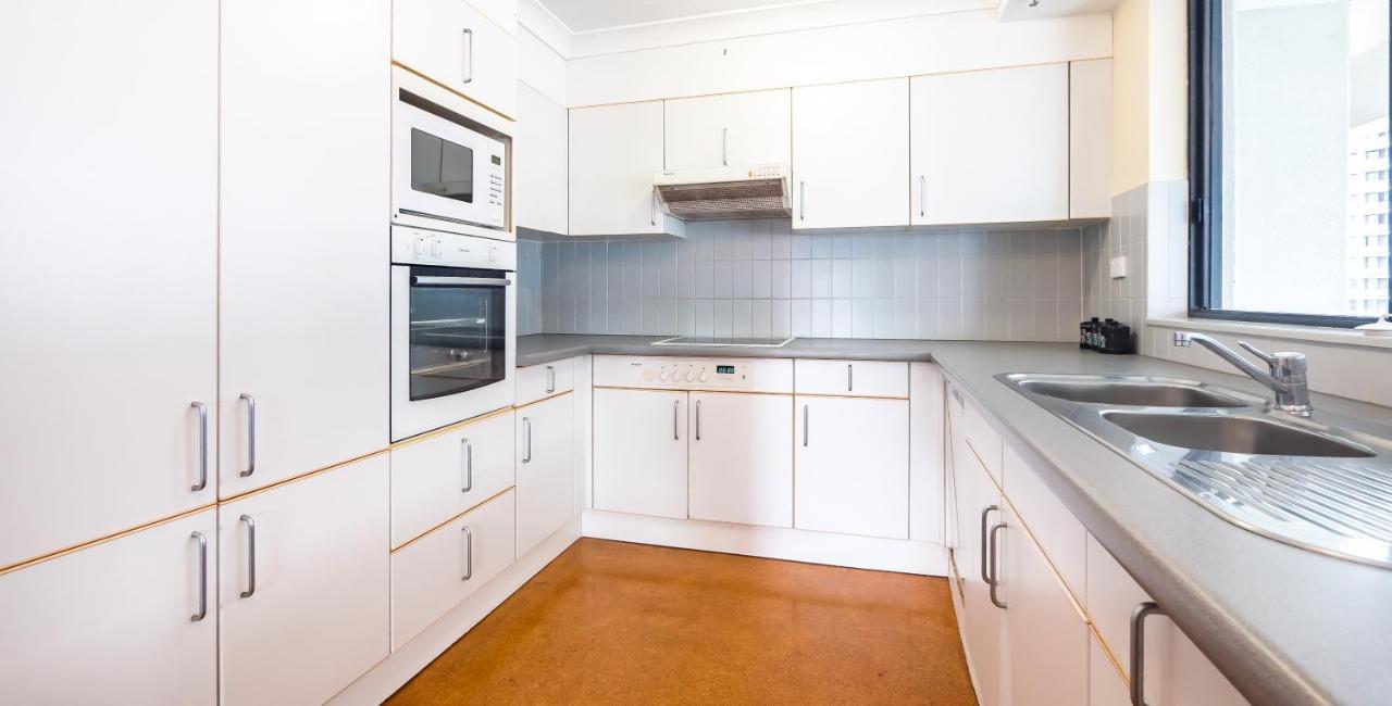 Victoria Square Apartments Gold Coast Extérieur photo