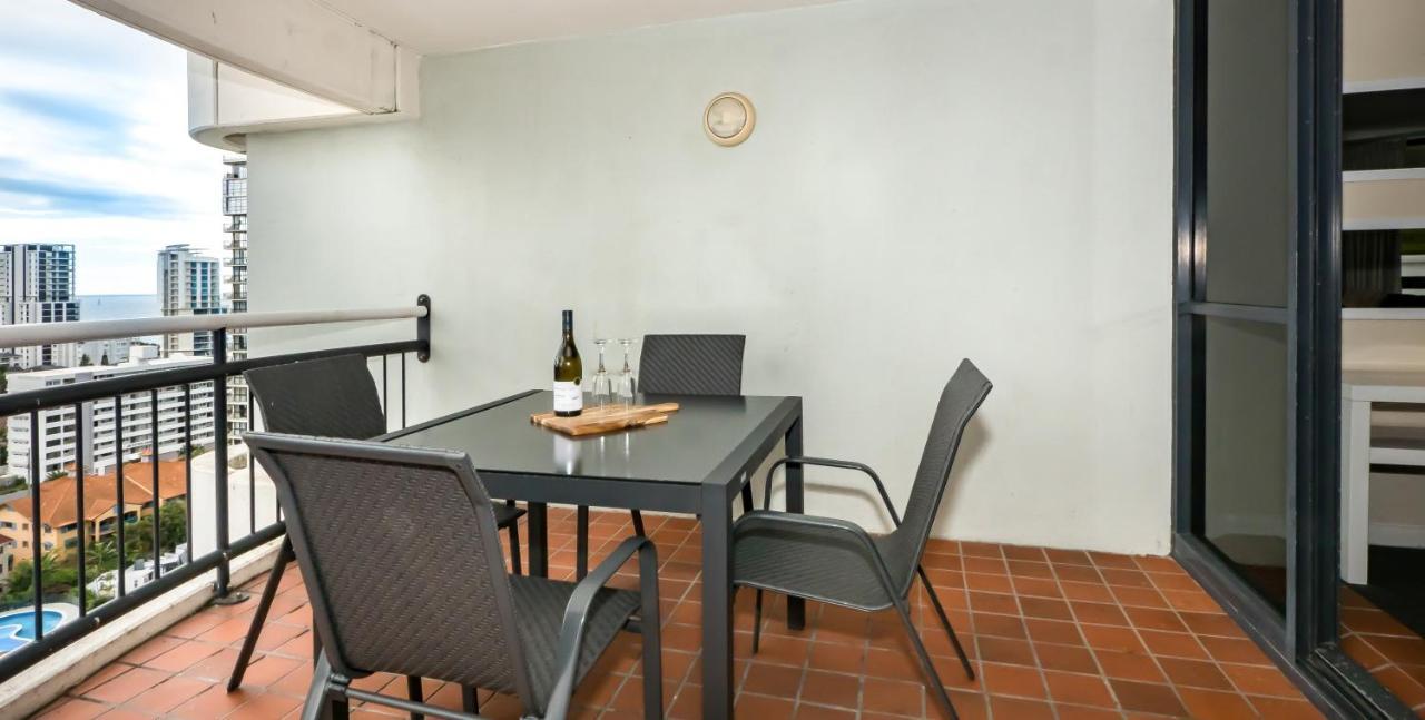 Victoria Square Apartments Gold Coast Extérieur photo