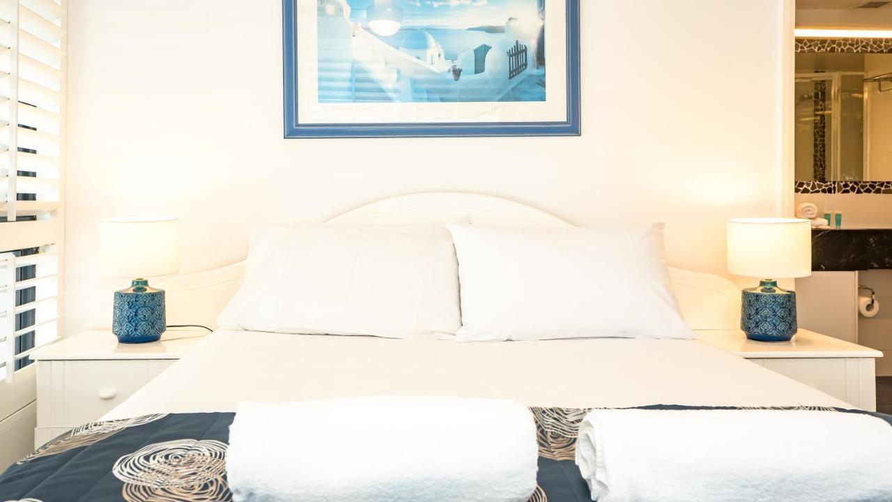 Victoria Square Apartments Gold Coast Extérieur photo
