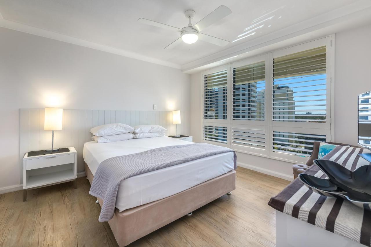 Victoria Square Apartments Gold Coast Extérieur photo