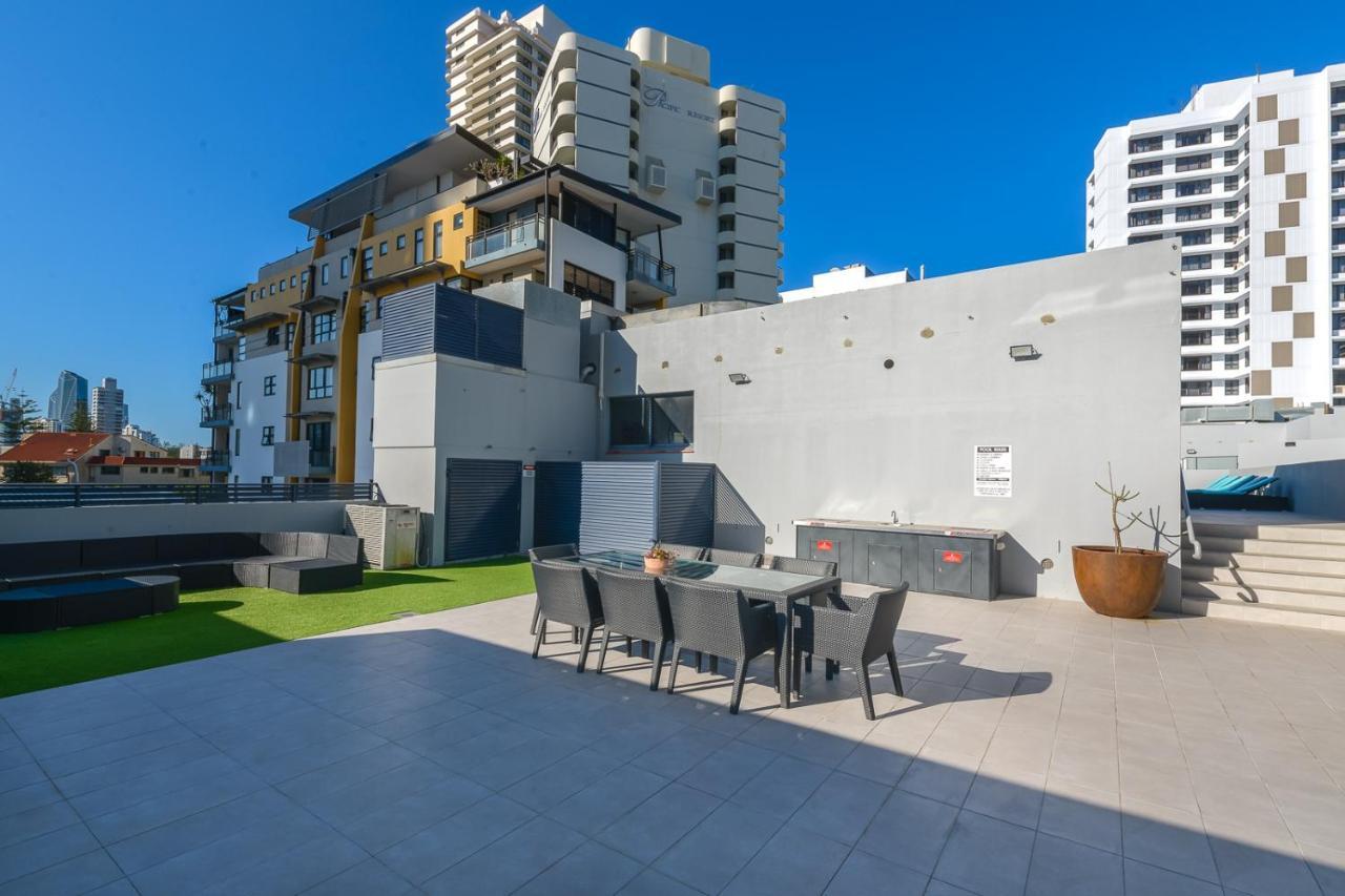 Victoria Square Apartments Gold Coast Extérieur photo