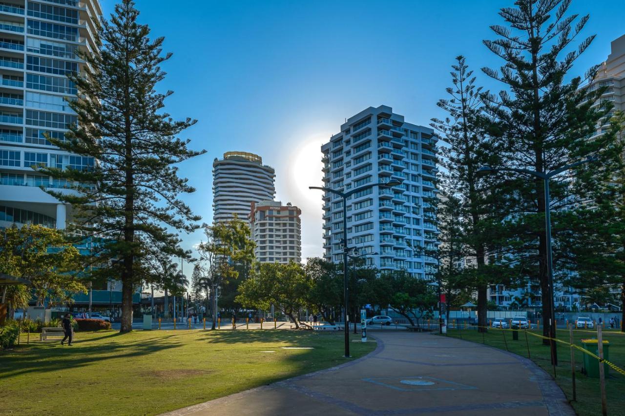 Victoria Square Apartments Gold Coast Extérieur photo